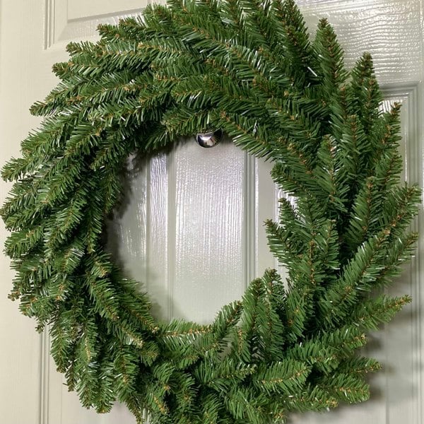 Samuel Alexander 60cm Plain Green Christmas Wreath with 160 Bullet Tips