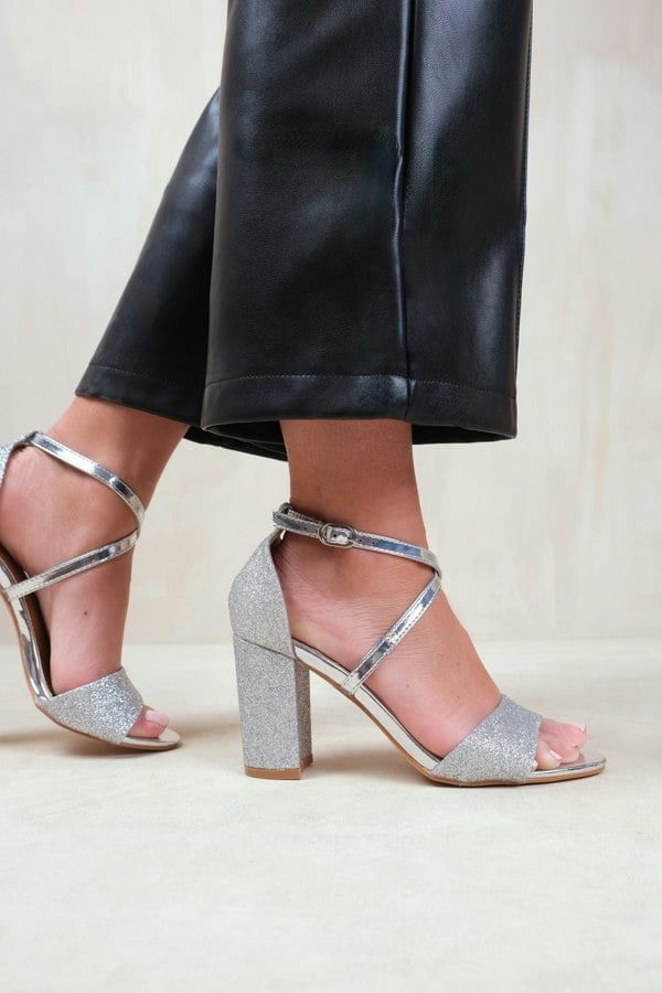 Where's That From Ruth Mid High Block Heel Sandals With Cross Over Ankle Strap in Silver