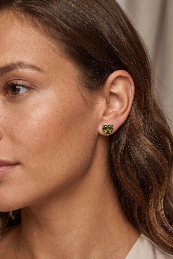 Latelita Amore Heart Peridot Stud Earrings Silver