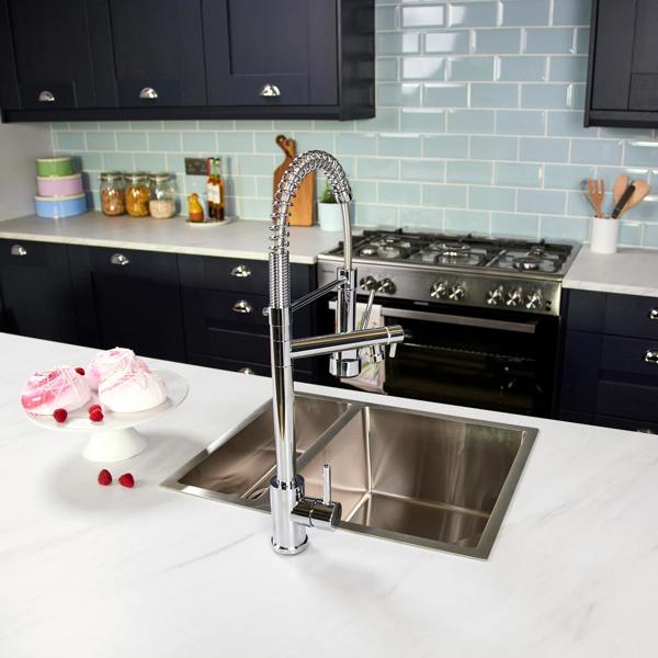 Flode Alta | Single Lever Kitchen Sink Mixer Tap with Swivel Spout | Polished Chrome Finish