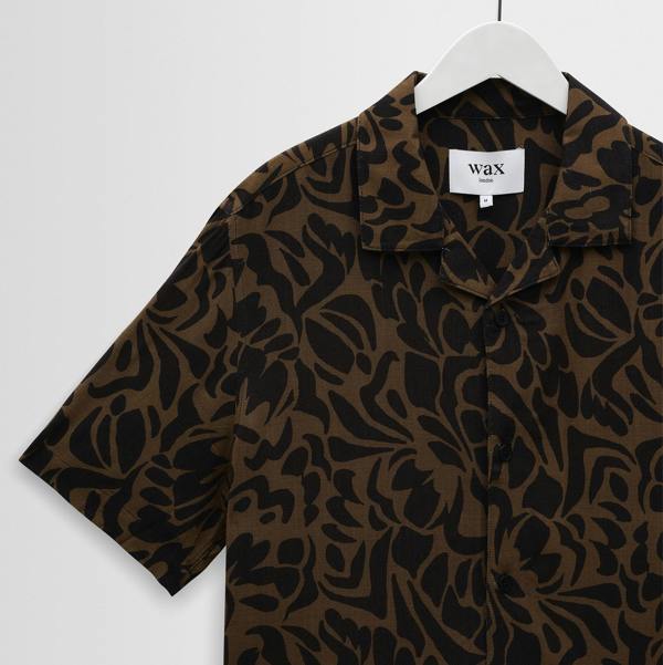 Wax London Didcot Two Tone Floral Short Sleeve Shirt