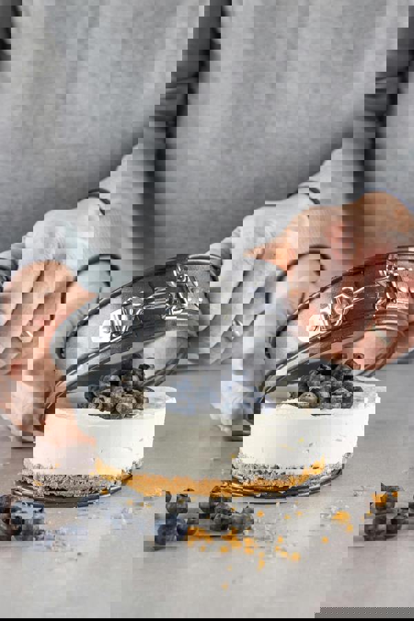 MasterClass 3pc Non-Stick Spring Form Loose Base Round Cake Pan Set with 3x Baking Pans, 11cm, 18cm and 23cm