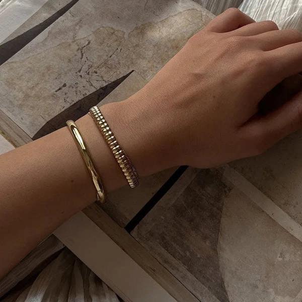 Elk & Bloom Chunky Beaded Ribbed Band 14K Gold Bangle