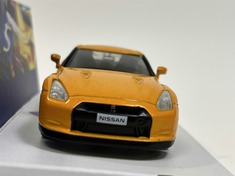 Solido Nissan GT-R Metallic Orange 1:43 Scale 4401200