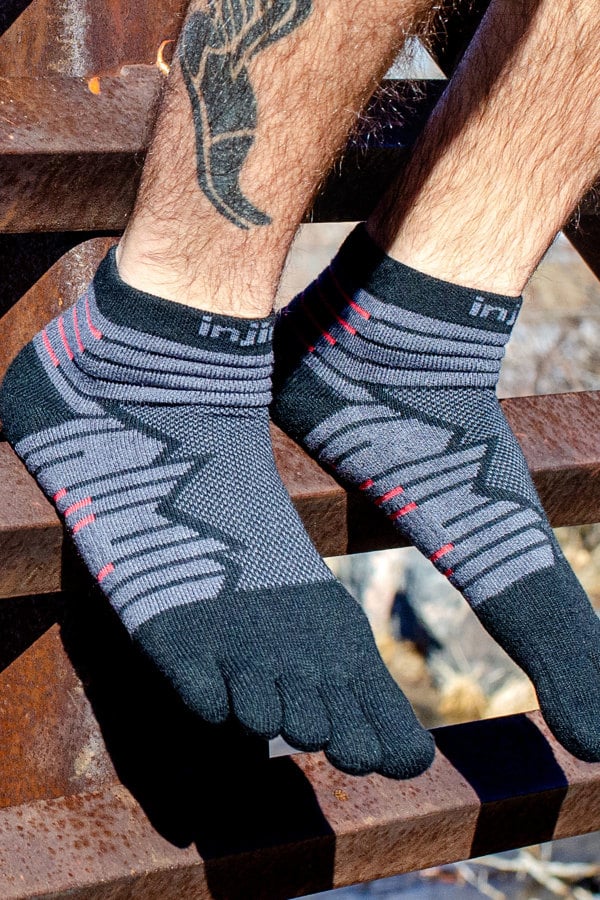 Injinji Men's Mid-Weight Ultra-Run Mini-Crew Toe Socks (INJ-ULTRA-MC)