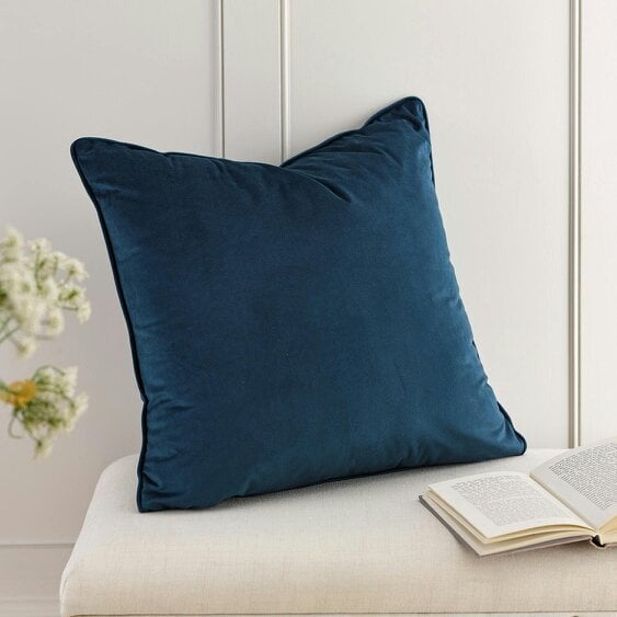 Scotts of Stow Velvet Piped Cushion