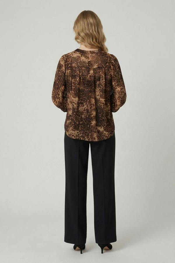 Brown | Animal Print Balloon Sleeve Shirt