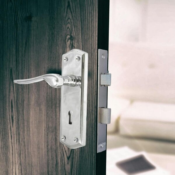 EDH Door Hardware Stellar Lever Lock Door Handles 167mm – Polished Chrome – 1 Pair