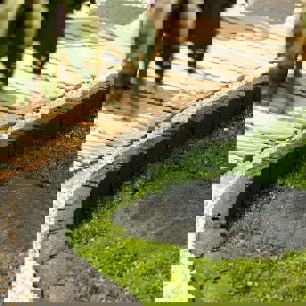 Nicoman Recycled Rubber Roman Stone Garden Border