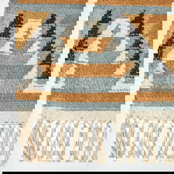 HOMESCAPES Agra Handwoven Diamond Kilim Wool Rug