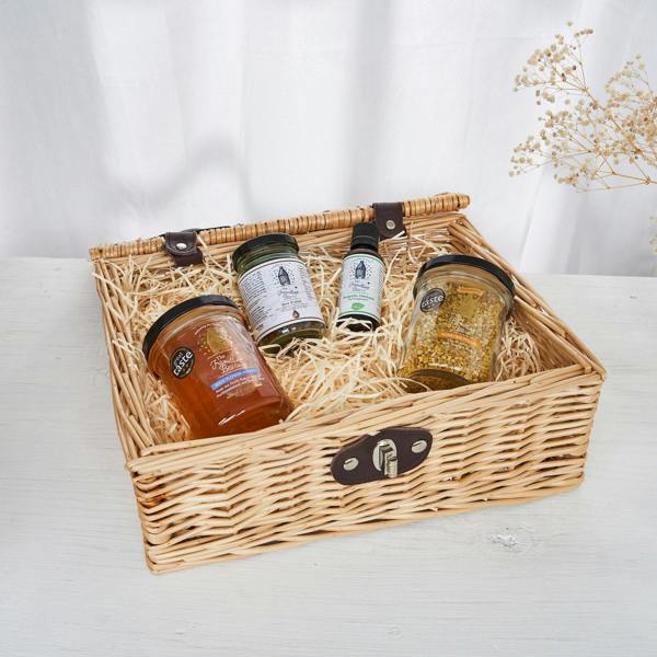 The Travelling Bee Co. Travelling Bee Harvest Hamper