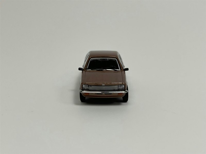 Minichamps Opel Kadett Coupe 1973 Copper Metallic 1:87 Scale 870040124