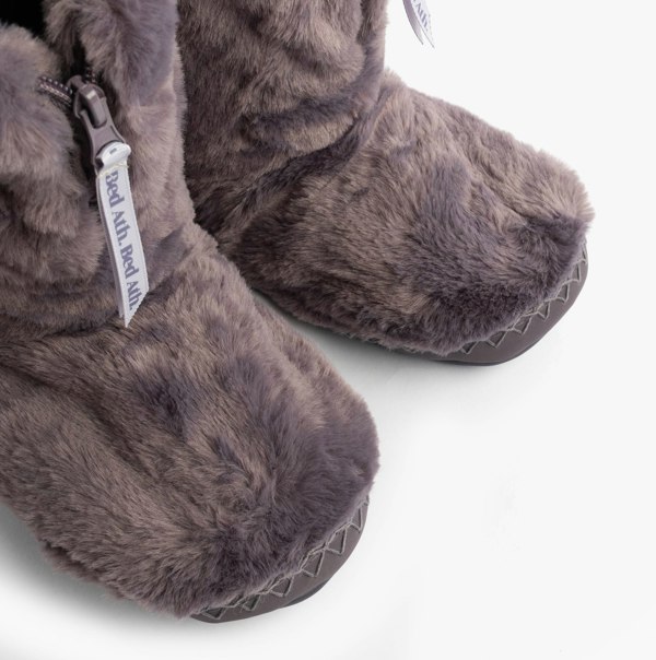 Bedroom Athletics MARILYN Womens Slipper Boots Frosted Grape
