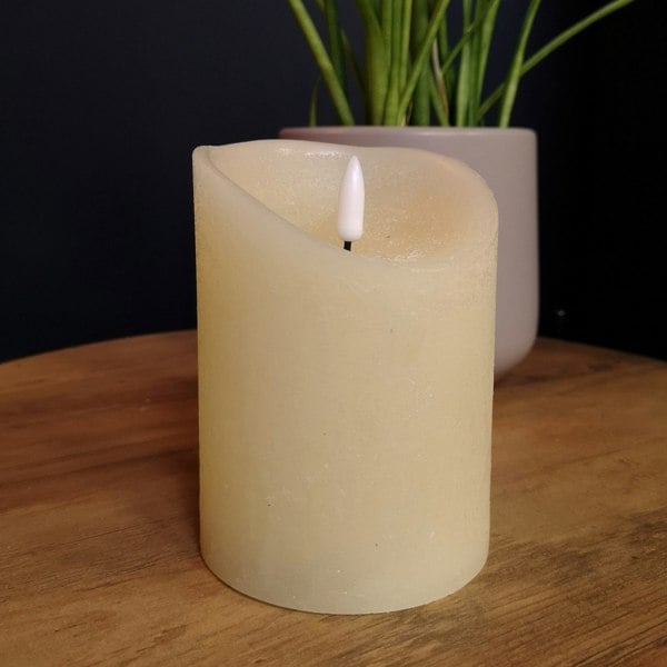 Samuel Alexander 12.5cm Battery Operated Flickering LED Candle Christmas Decoration with Timer