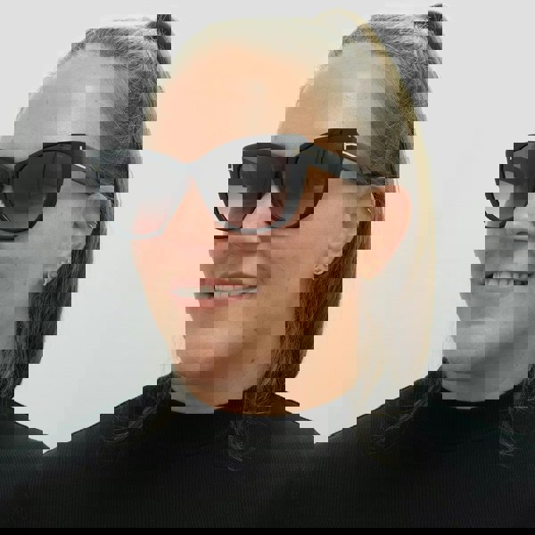 Tom Ford Sunglasses FT0937 Nora 01B Shiny Black Smoke Gradient