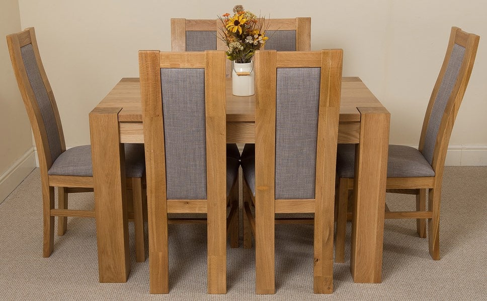 That's Furniture Kuba Small Oak Dining Table with Stanford Oak Chairs