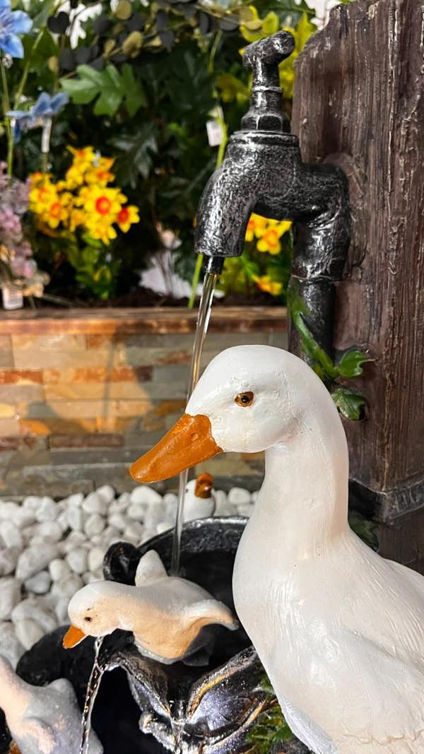Tranquillity Water Features Duck Family Animal Fountain Water Feature