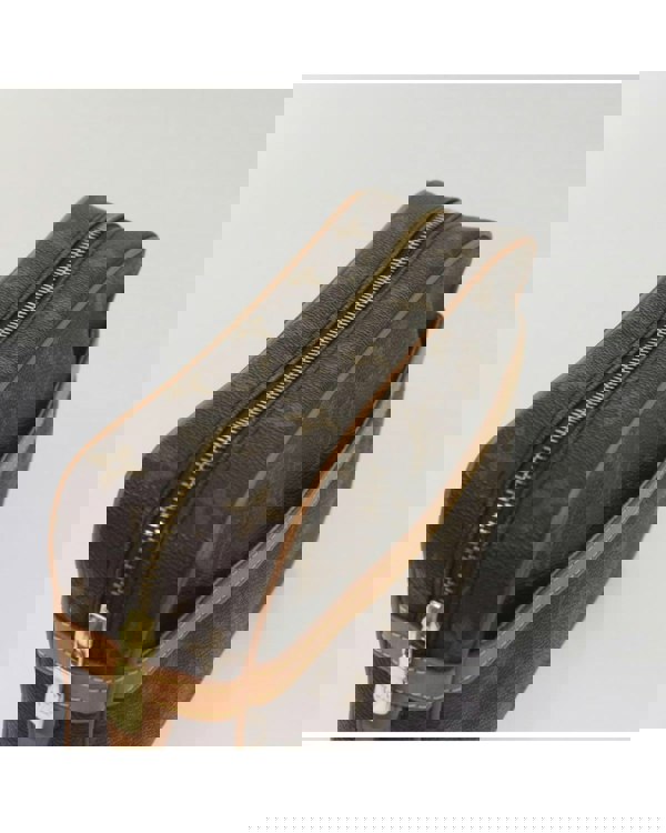 168281109.jpg
