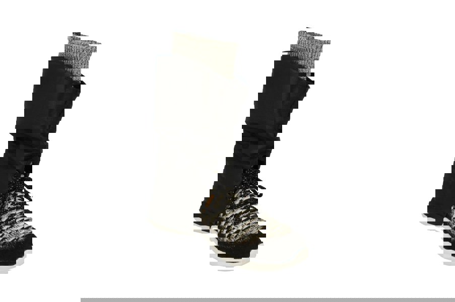 Nike Womens Roshe Two Hi Flyknit Trainers 861708 Sneakers Boots  002 - Black White 002 - Photo 3