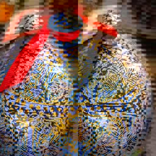 Handmade Bonbonnière filled with Assorted Chocolate Coated Raisins, Palm Oil Free, 130g