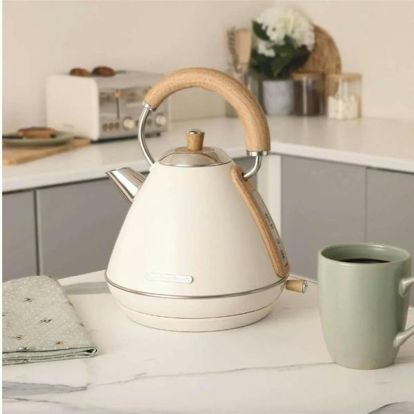 Hamilton Beach Scandi Pyramid Kettle & Toaster Set - Cream - Hamilton Beach UK