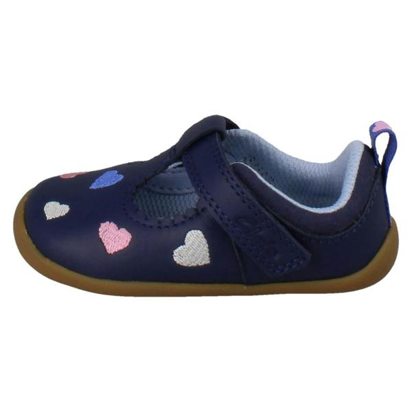 Clarks Girls Clarks Pre-Walker Shoes Roamer Heart T