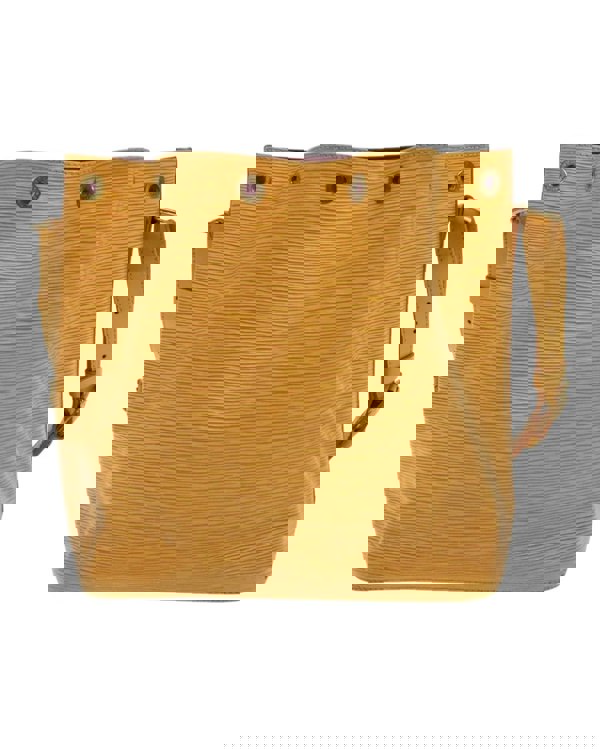 195223869.jpg