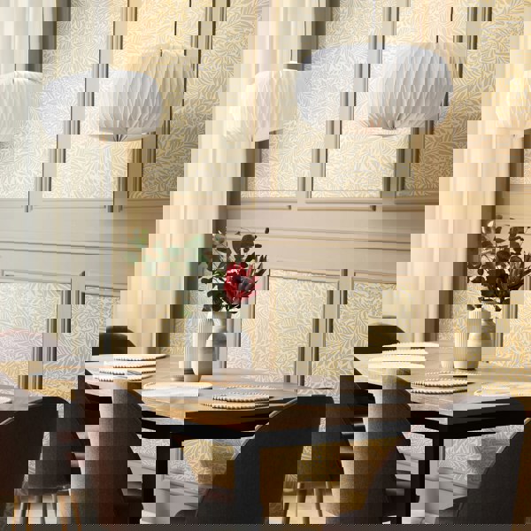 Hoopla Walls Leaf Vine - Butter 10m Wallpaper