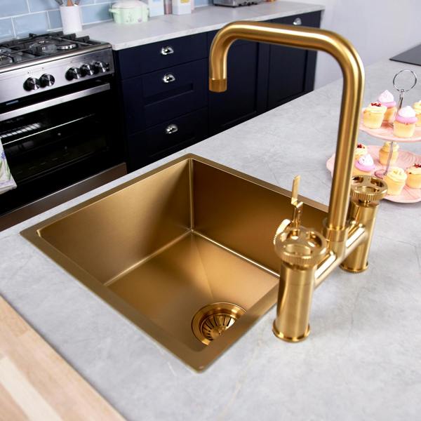 Flode kraft | Industrial Bridge Style 3 in 1 Instant Boiling Tap | Brushed Gold Finish