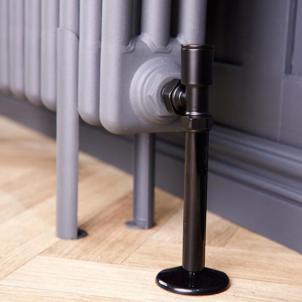 Flode Angled Round Manual Radiator Valve Pack | 15mm x 1/2″ | Satin Black