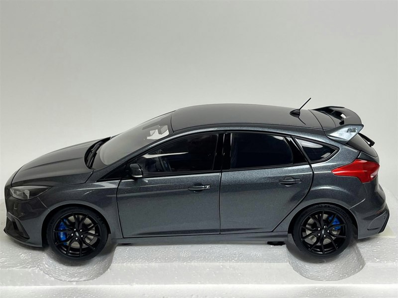 Auto Art Ford Focus RS 2016 Stealth Grey 1:18 Scale Autoart 72954