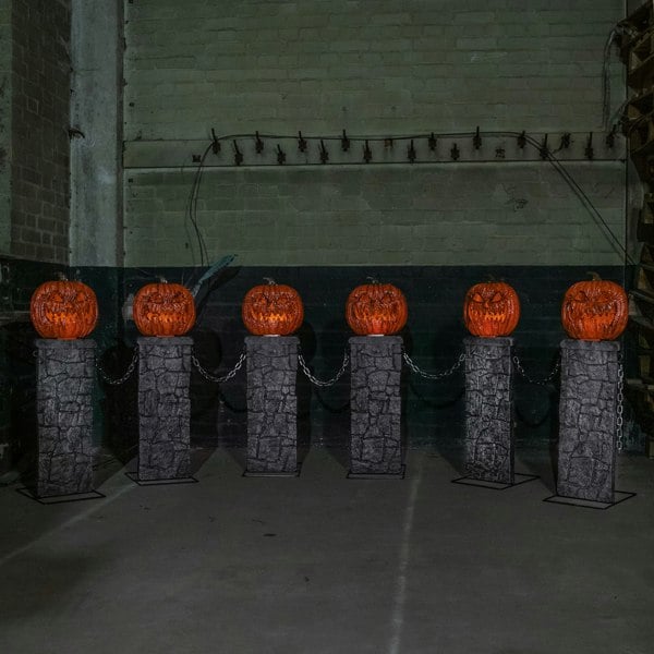 Samuel Alexander Pack of 2: 97cm x 1.2m Battery Powered Light up Halloween Pumpkin Fence with LEDs
