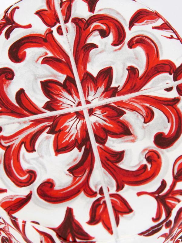 DAGA6134_RED_3