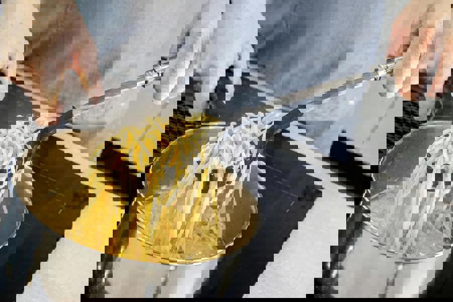 KitchenCraft 5pc Oval-Handled Stainless Steel Kitchen Utensils Set – Spaghetti Server, Spatula, Half-Round Turner, Skimmer & Ladle