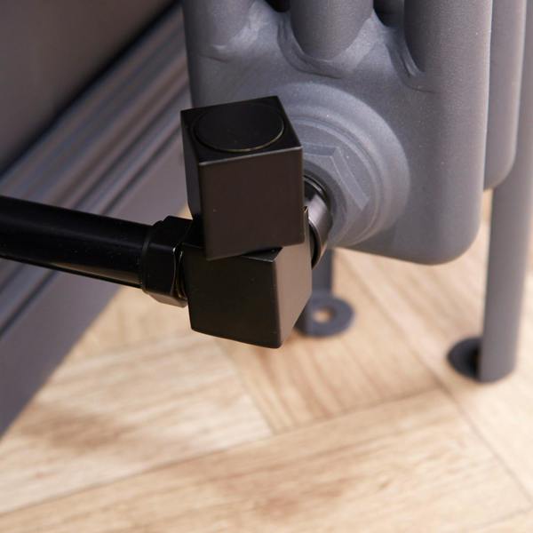 Flode Corner Square Manual Radiator Valve Pack | 15mm x 1/2″ | Satin Black