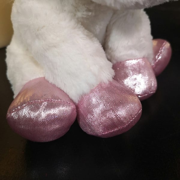 Samuel Alexander 24cm Plush White Unicorn with Sparkly Pink Horn and Hooves