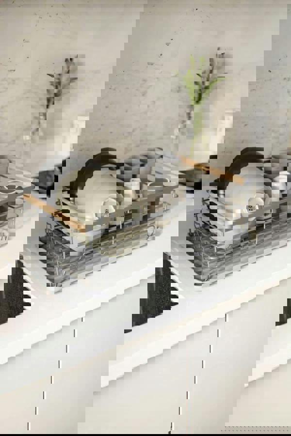 Living and Home Kitchen Metal Dish Drainer Rack Organizer Sink with Removable Drip Tray