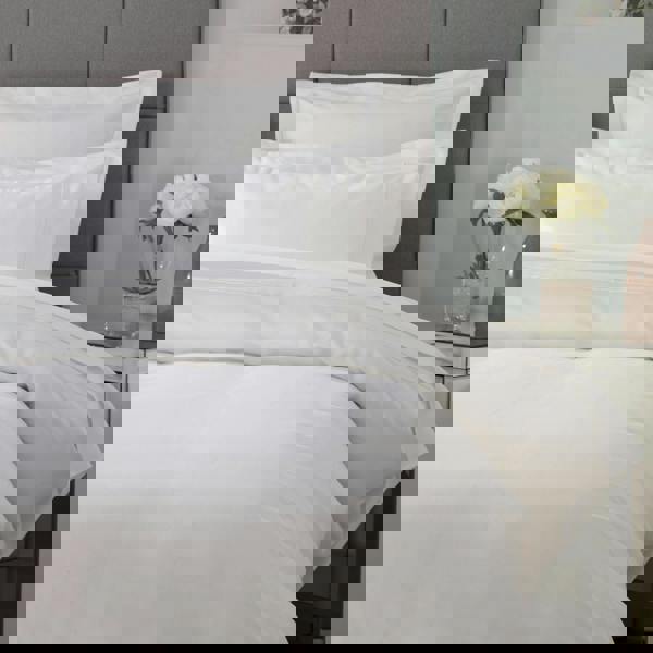 Belledorm Ultralux 1000 Thread Count Duvet Cover - White - 
