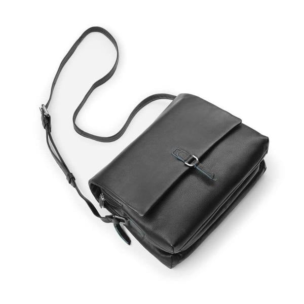 Black-Leather-Crossbody-Bag-with-buckle-Hudson-5650-8.jpg