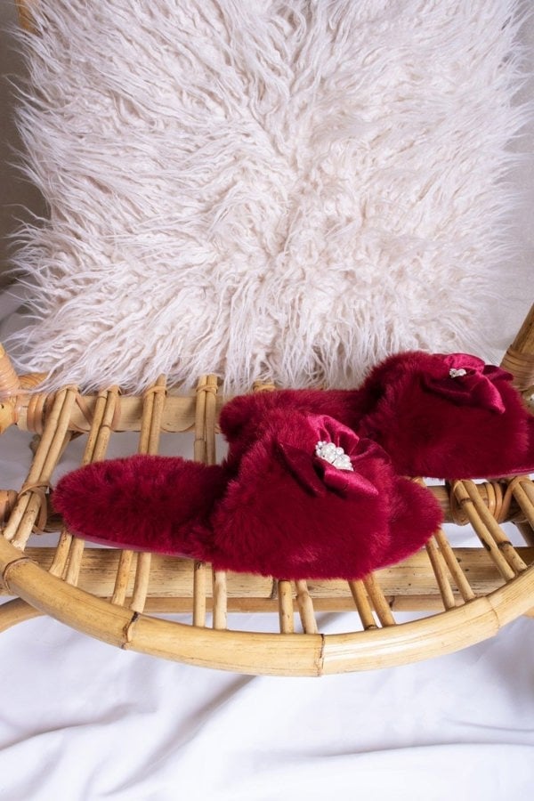 Anya in RedSlippers