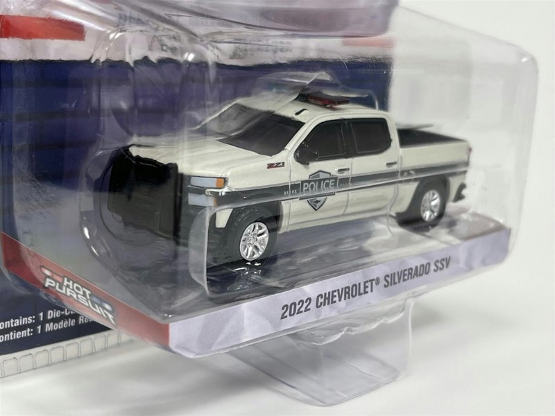 Greenlight 2022 Chevrolet Silverado SSV General Motors Fleet Police 1:64 43020F