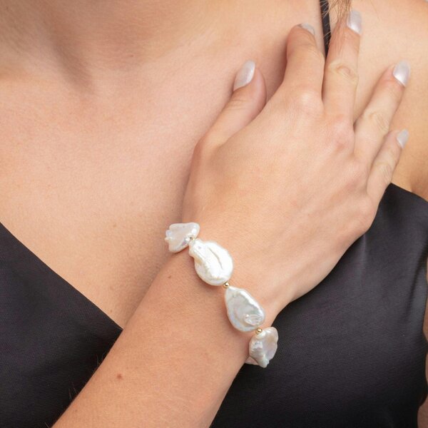 Uchi & Soto Shinju Gold Baroque Pearl Bracelet