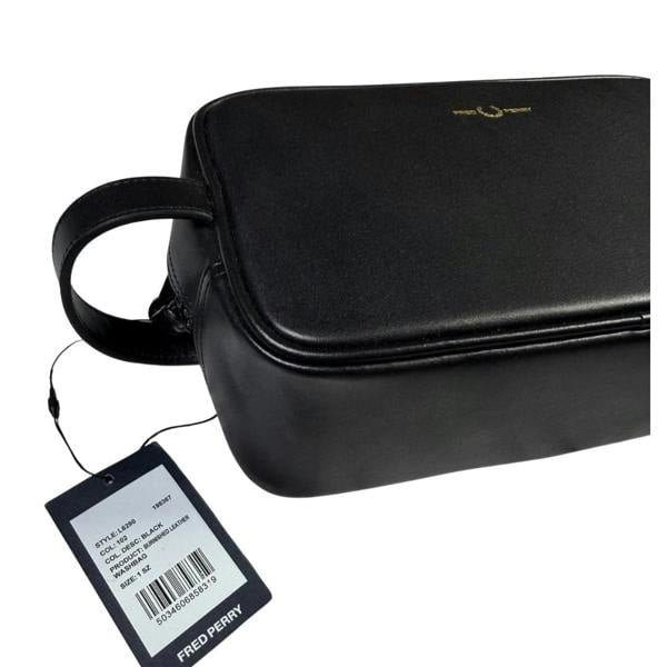 Fred Perry Black Burnished Leather Wash Bag 1SZ