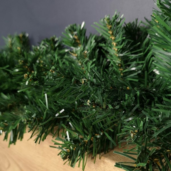 Samuel Alexander Premier 270cm (9ft) x 25cm Plain Green Christmas Garland Decoration
