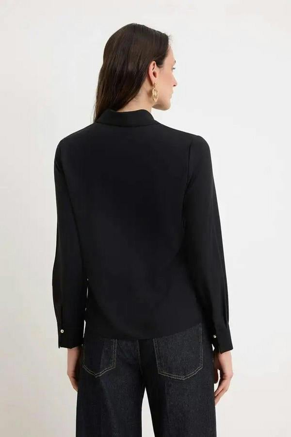 WOVCOR Fular Neck Accessory Detail Long Sleeve Satin Blouse