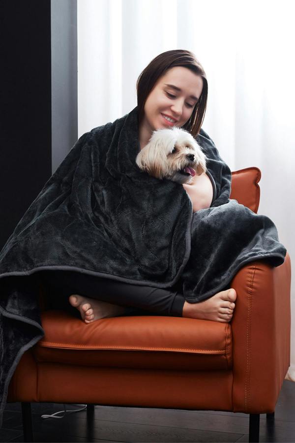 Ezysleep Cosy Heated Over Throw Fleece Blanket With Adjustable Control