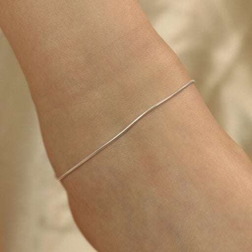 The Colourful Aura 925 Silver Thin Rope Plain Chain Slim Payal Anklet