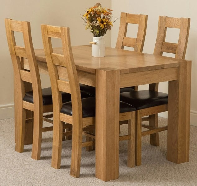That's Furniture Kuba Small Oak Dining Table with Yale Oak Chairs
