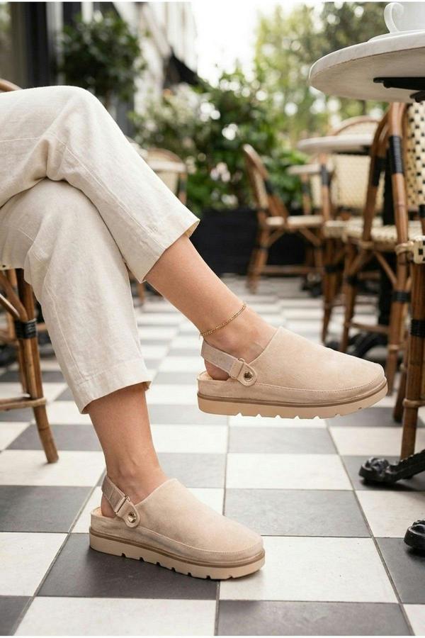 Tara Womens Suede Convertible Slingback Clogs - Beige
