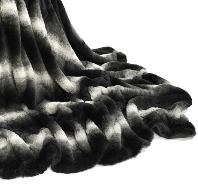 Velosso Nebraska Faux Fur Luxury Throw - 130cm x 150cm